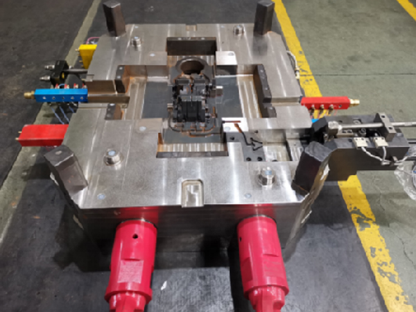 前箱体 1600T-2000T